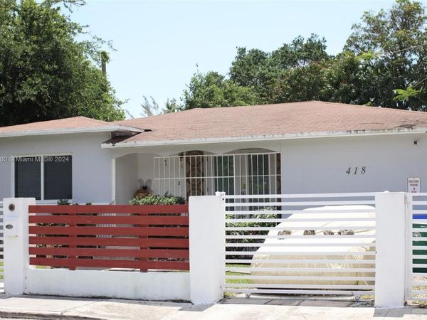 418 NW 47th St , Miami, FL 33127