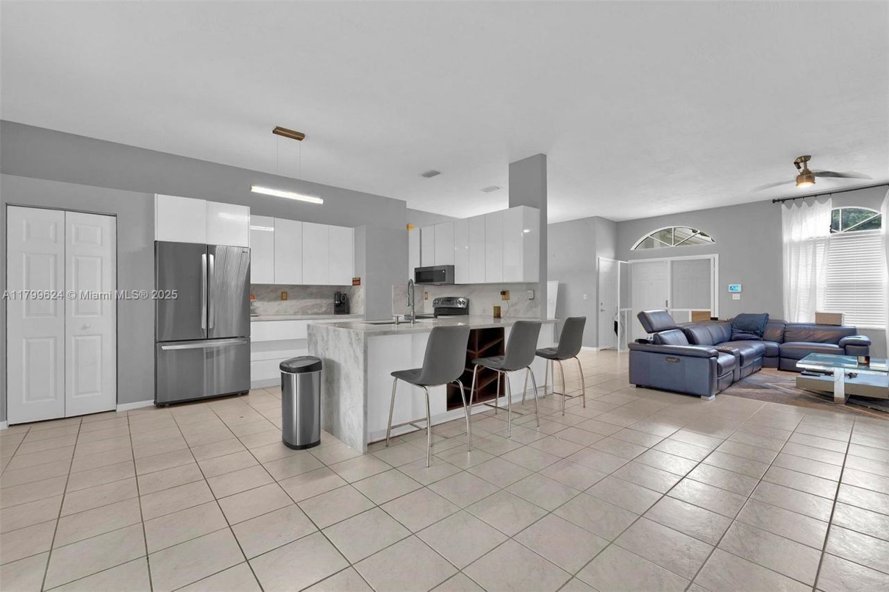 2625 SE 5th Ct, Homestead, FL 33033 Photo