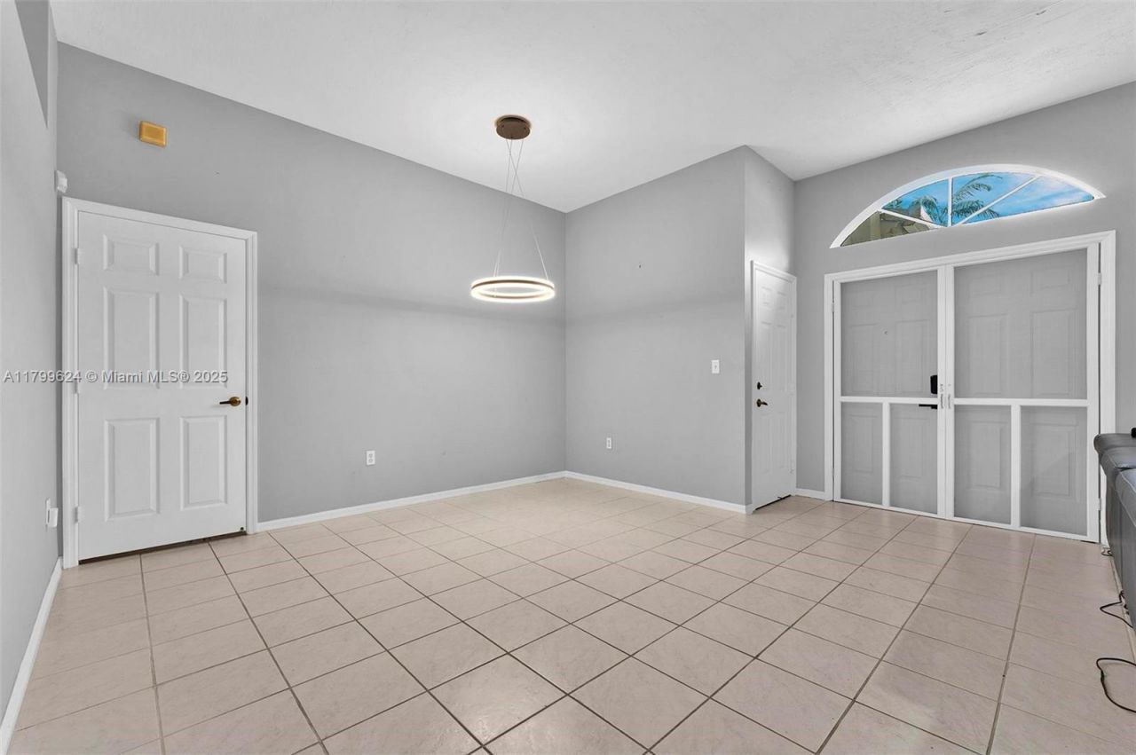 2625 SE 5th Ct, Homestead, FL 33033 Photo