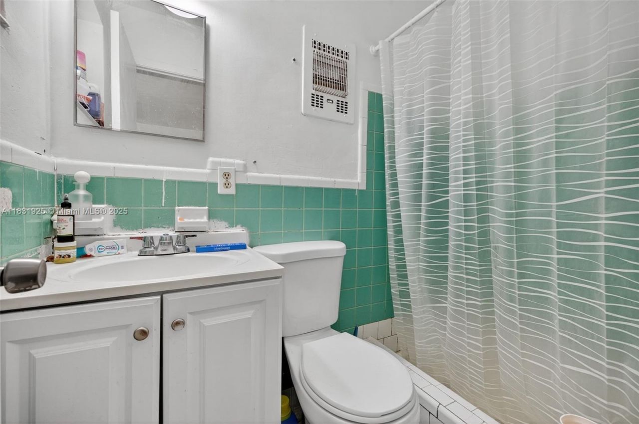 2779 NW 9th Pl, Fort Lauderdale, FL 33311 Photo