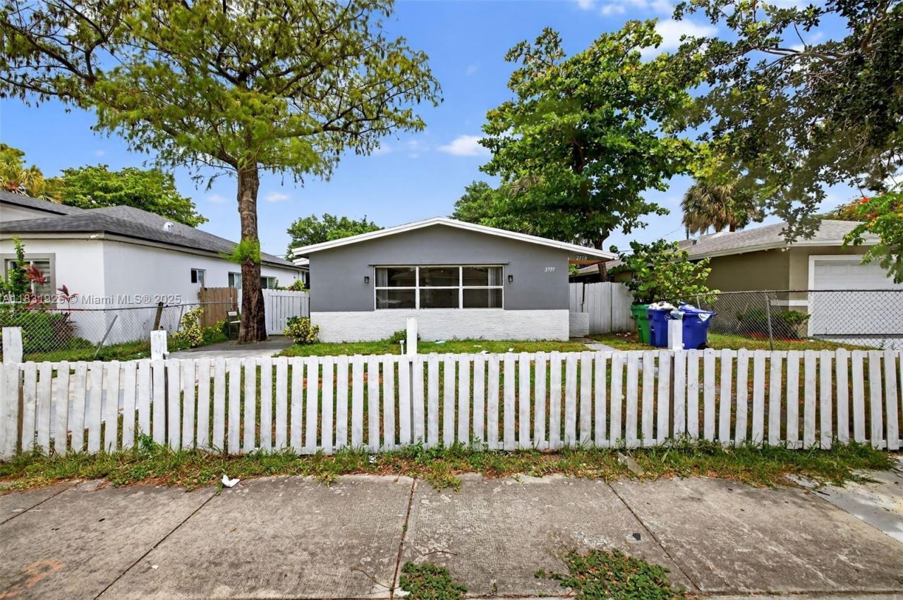 2779 NW 9th Pl, Fort Lauderdale, FL 33311 Photo