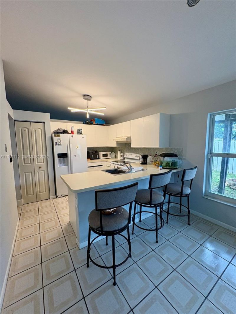 506 Radford Ter, Davie, FL 33325 Photo