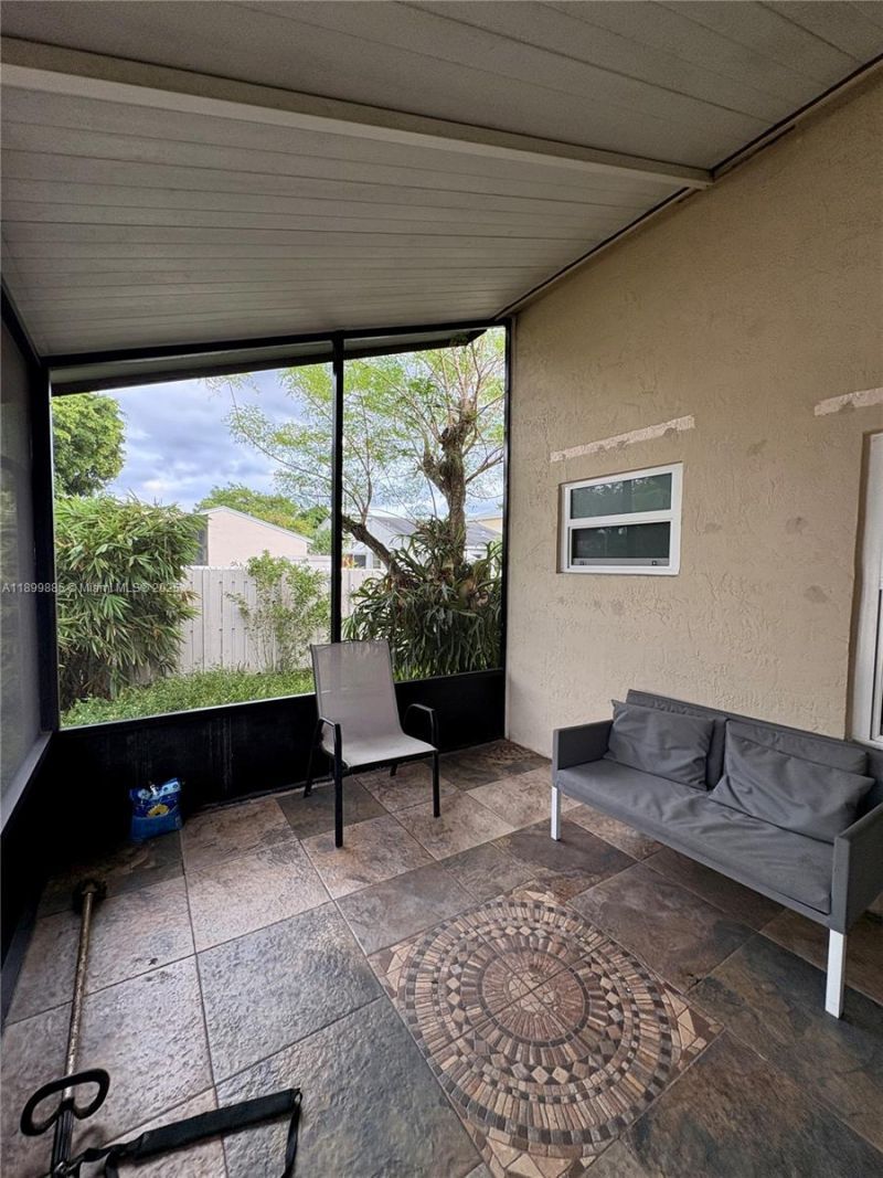 506 Radford Ter, Davie, FL 33325 Photo