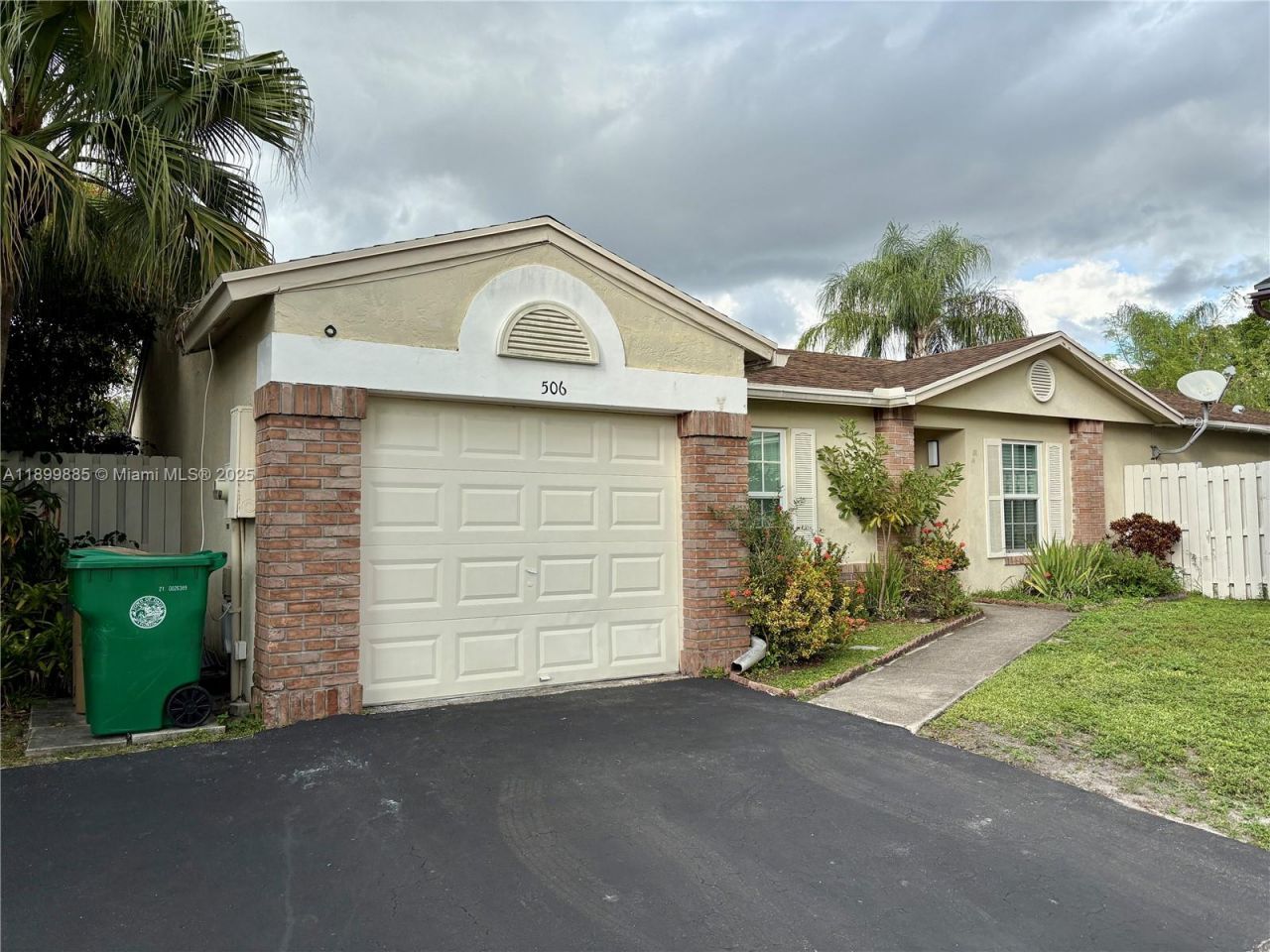 506 Radford Ter, Davie, FL 33325 Photo