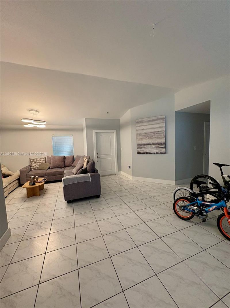 506 Radford Ter, Davie, FL 33325 Photo