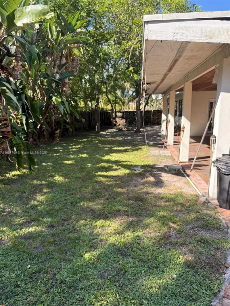 5600 SW 74th Ct, Miami, FL 33143 Photo