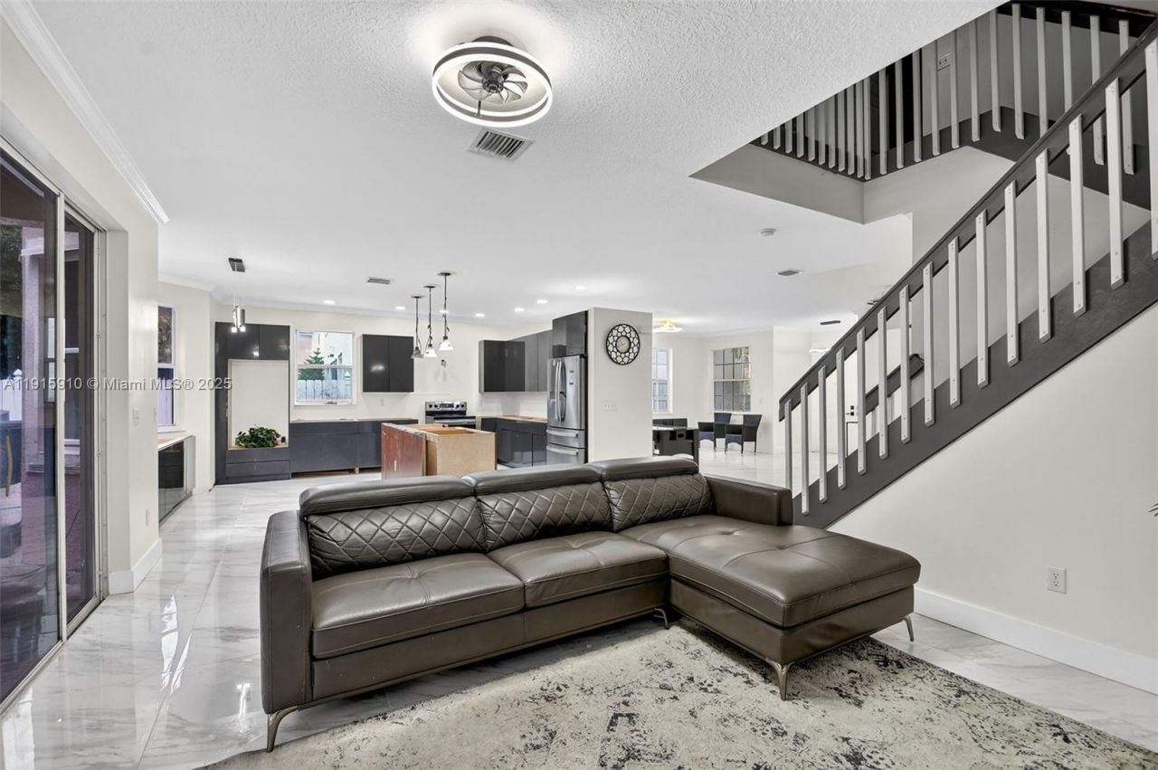 1579 Briar Oak Dr , Royal Palm Beach, FL 33411 Photo