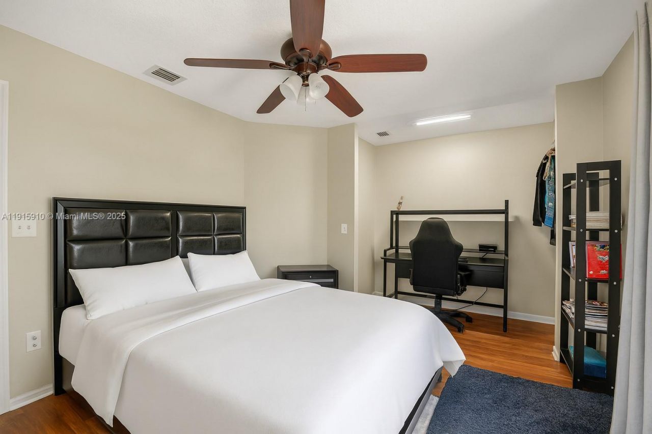 1579 Briar Oak Dr , Royal Palm Beach, FL 33411 Photo