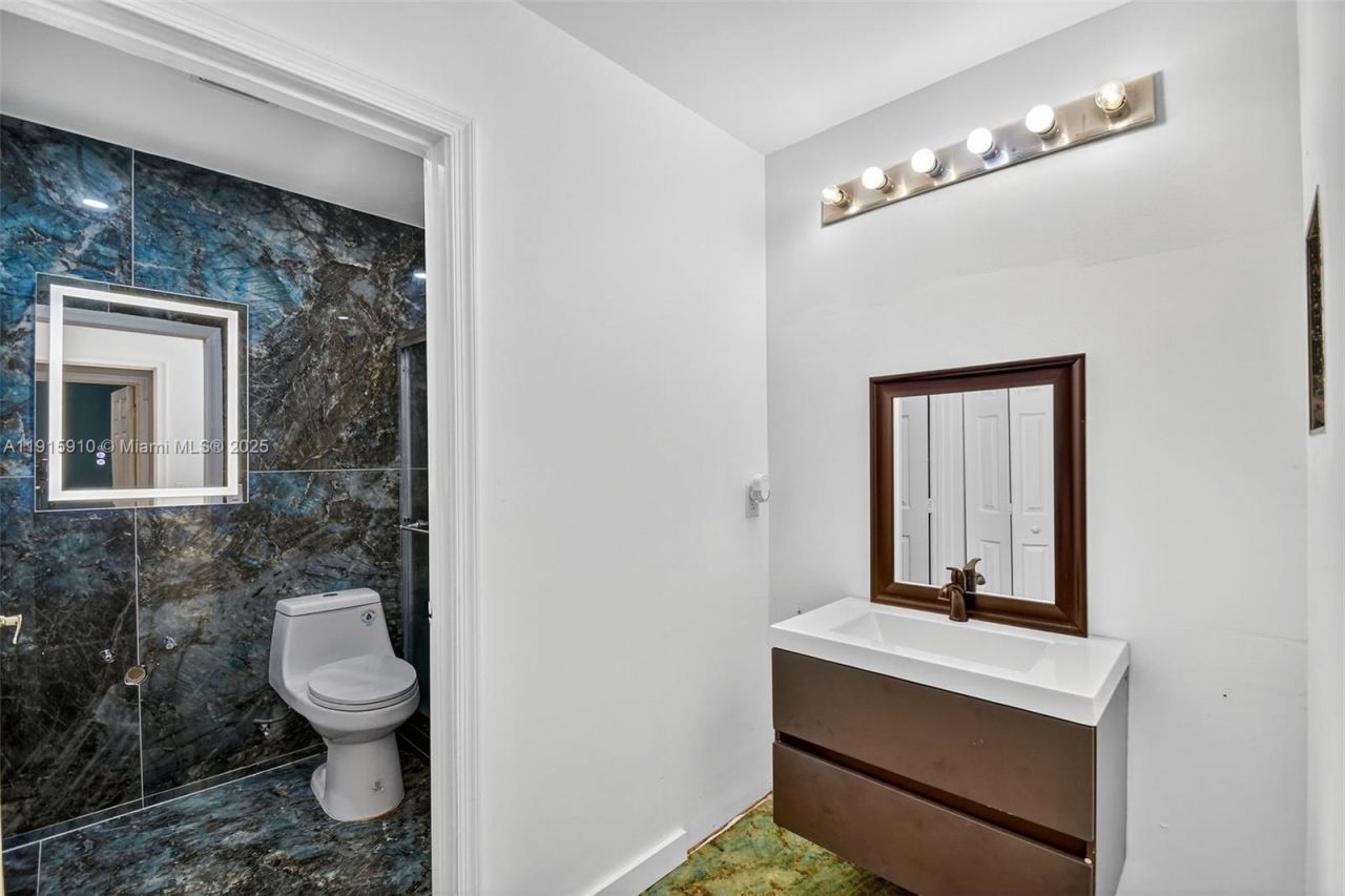 1579 Briar Oak Dr , Royal Palm Beach, FL 33411 Photo