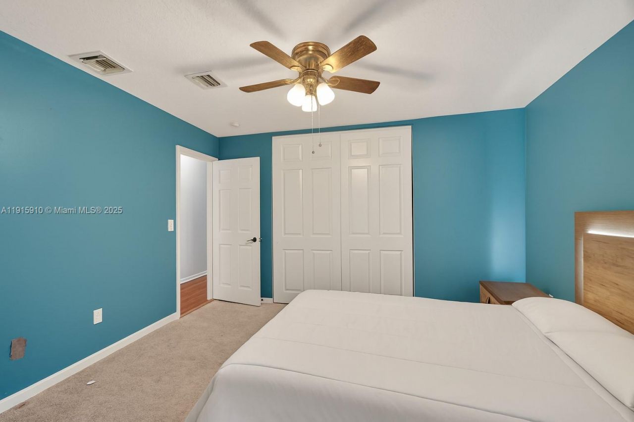 1579 Briar Oak Dr , Royal Palm Beach, FL 33411 Photo