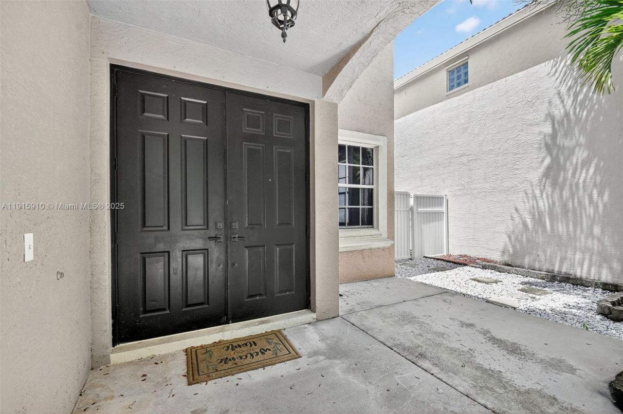 1579 Briar Oak Dr , Royal Palm Beach, FL 33411 Photo