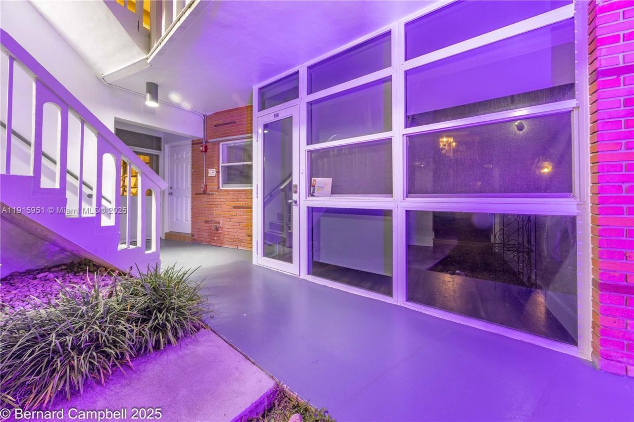 161 NE 10th Ave , Unit 15A, Hallandale Beach, FL 33009 Photo