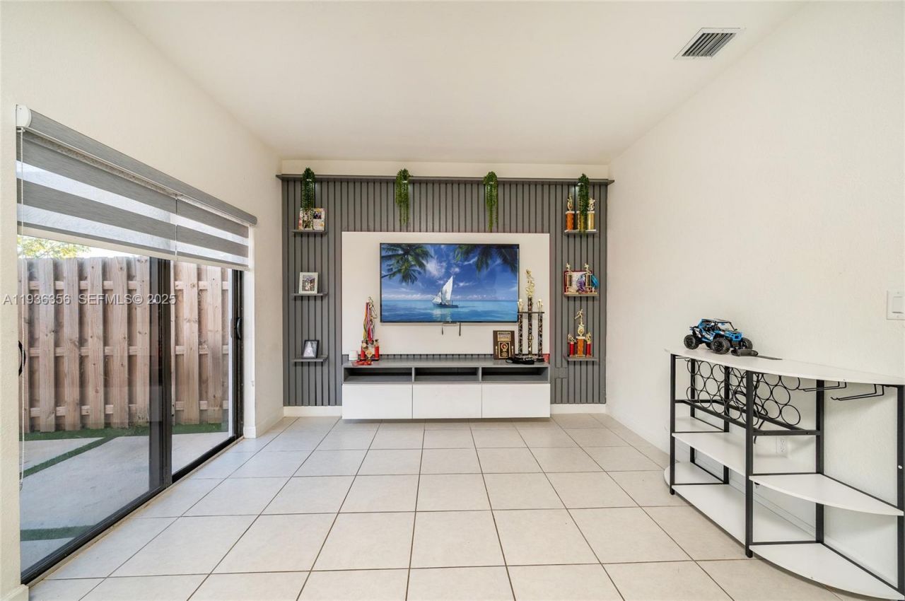 23061 SW 128th Pl , Miami, FL 33170 Photo