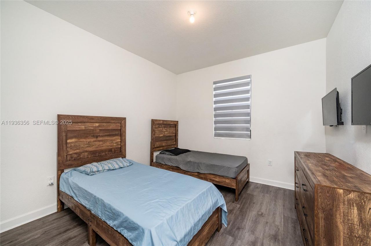 23061 SW 128th Pl , Miami, FL 33170 Photo