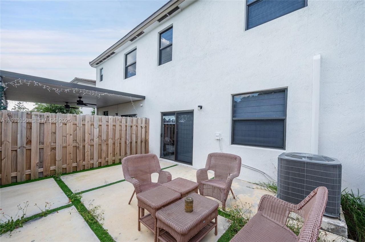 23061 SW 128th Pl , Miami, FL 33170 Photo