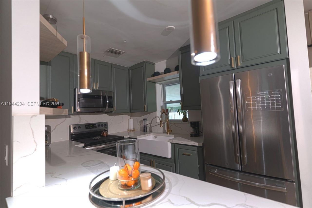 260 NW 133rd St , North Miami, FL 33168 Photo