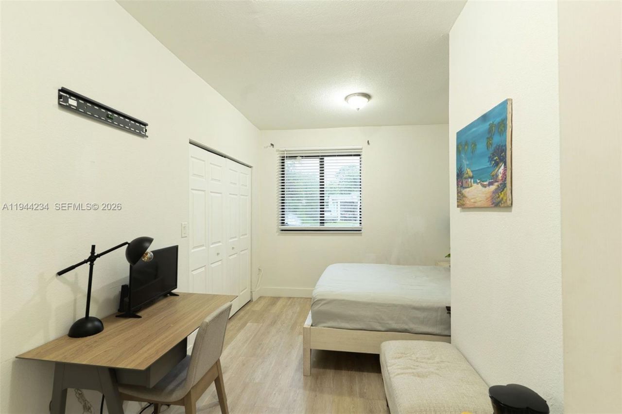 260 NW 133rd St , North Miami, FL 33168 Photo