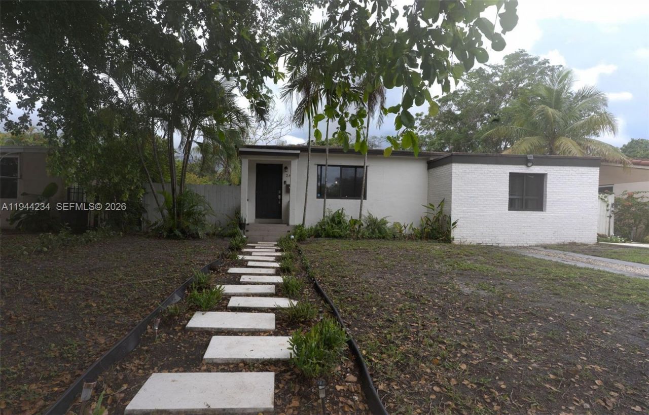 260 NW 133rd St , North Miami, FL 33168 Photo