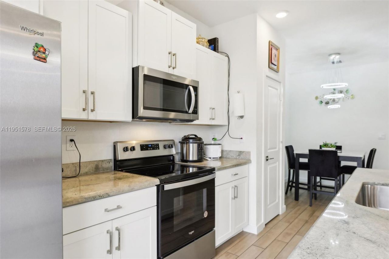 754 SE 19th St , Homestead, FL 33034 Photo