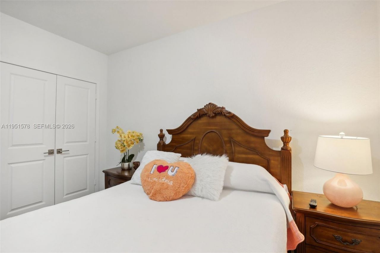 754 SE 19th St , Homestead, FL 33034 Photo