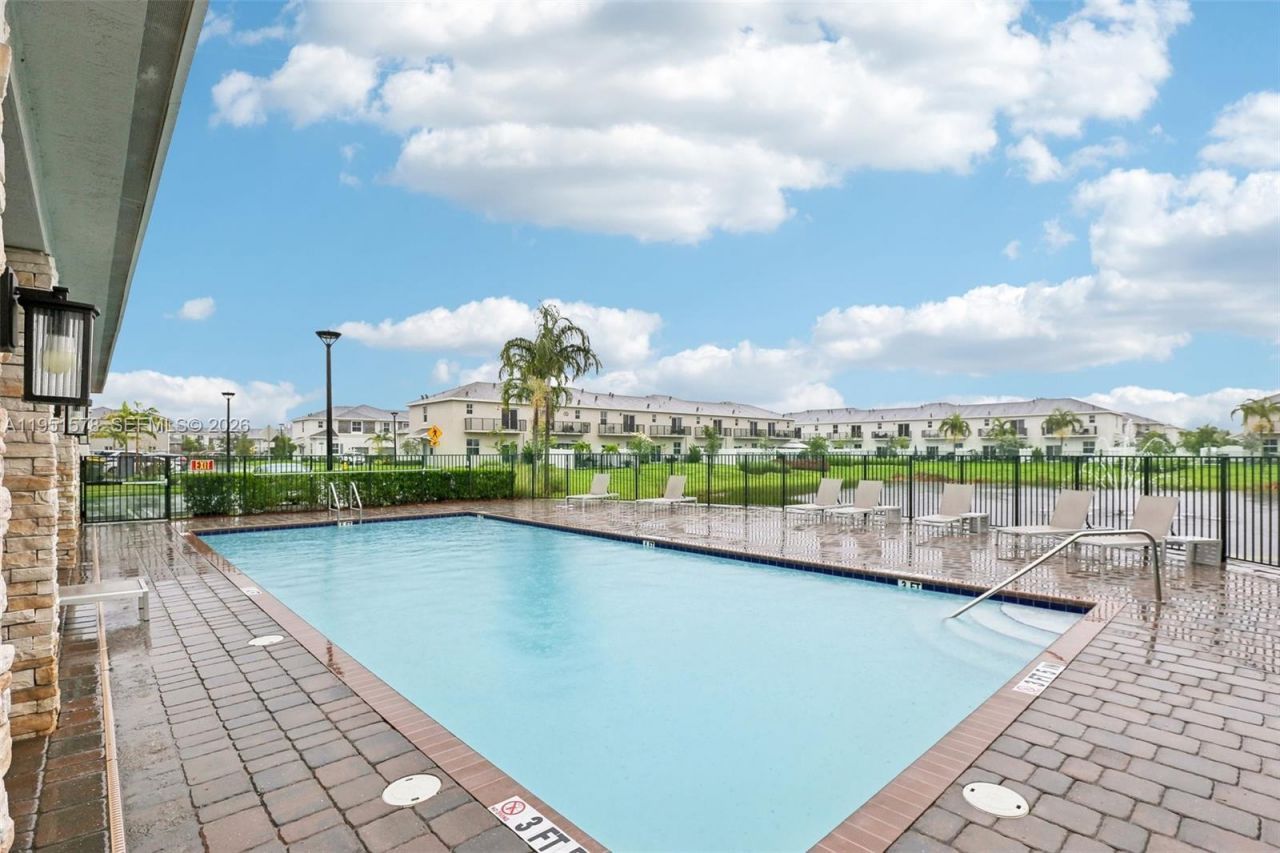 754 SE 19th St , Homestead, FL 33034 Photo