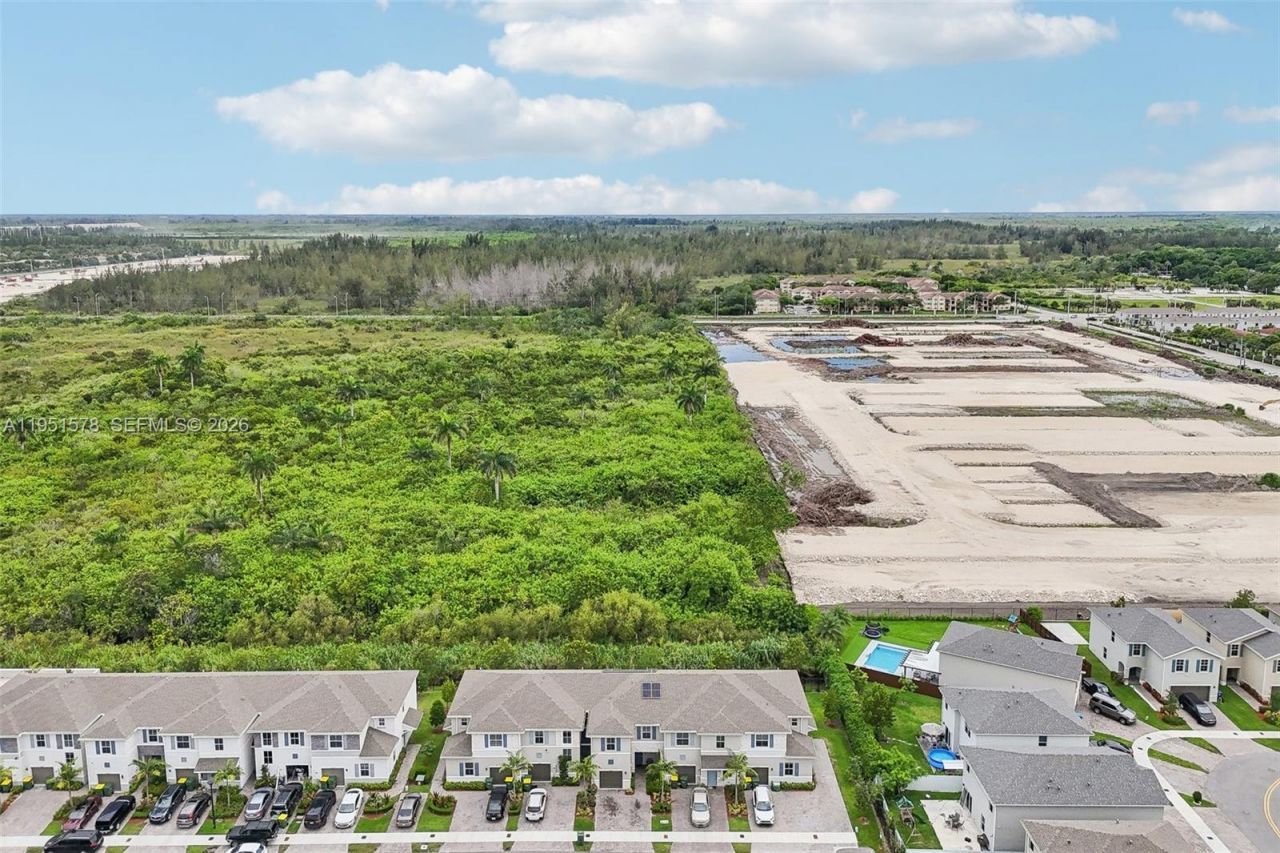 754 SE 19th St , Homestead, FL 33034 Photo