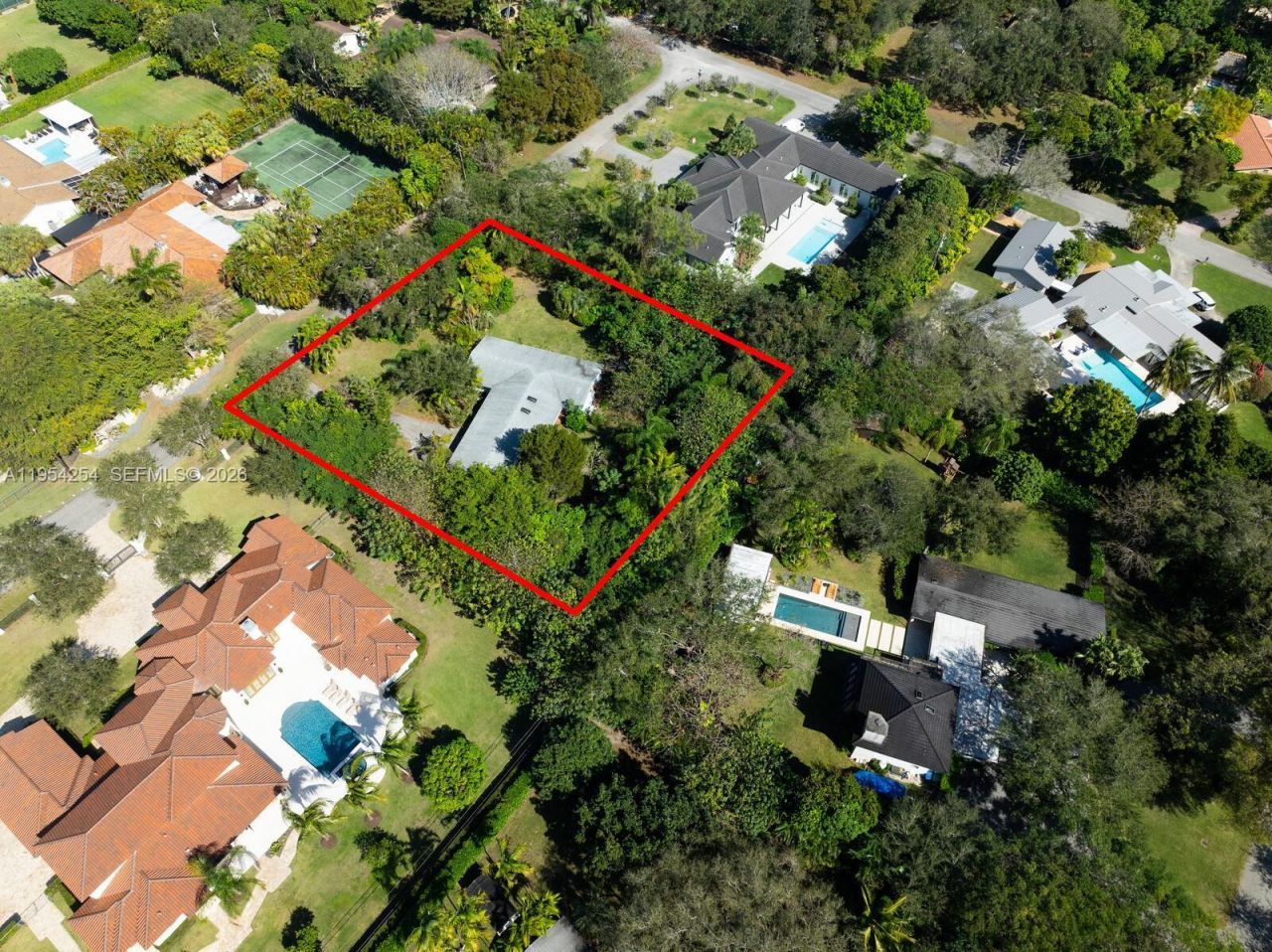 9300 SW 116th St, Miami, FL 33176 Photo