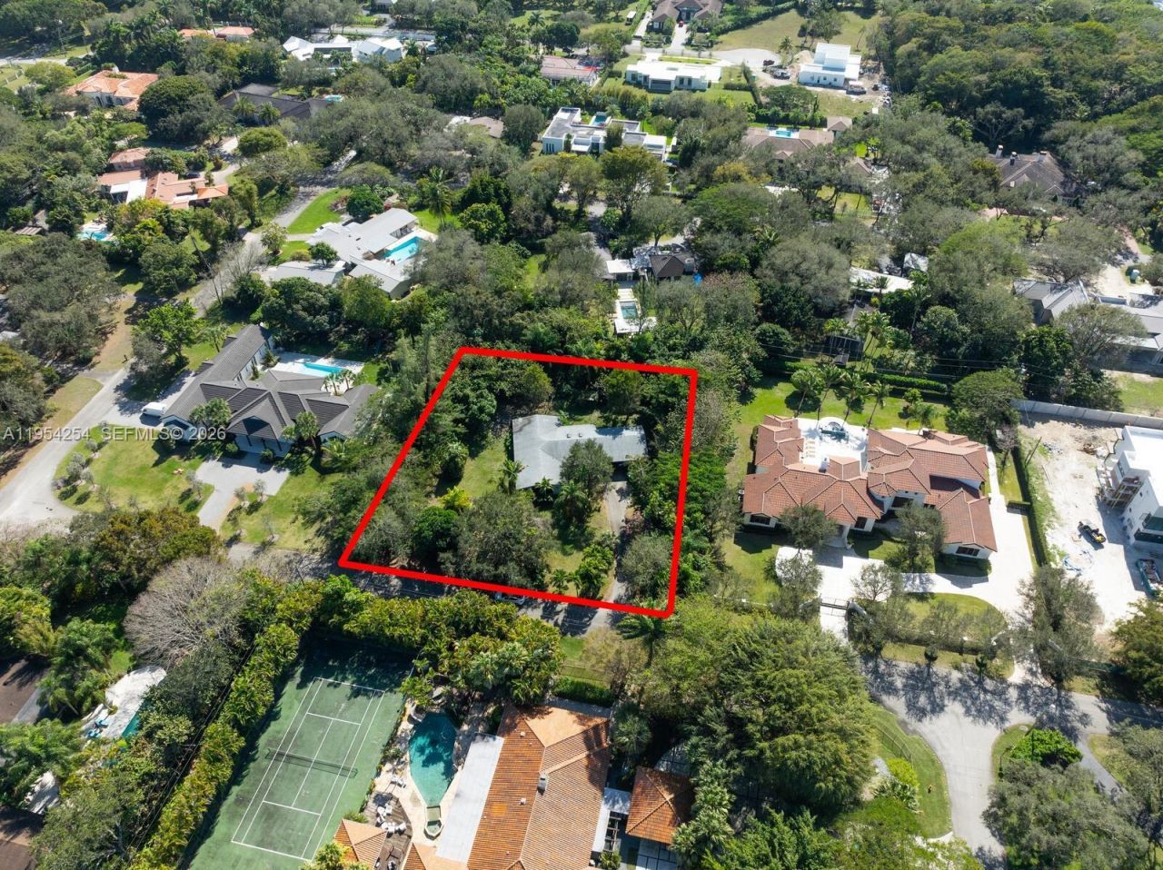 9300 SW 116th St, Miami, FL 33176 Photo