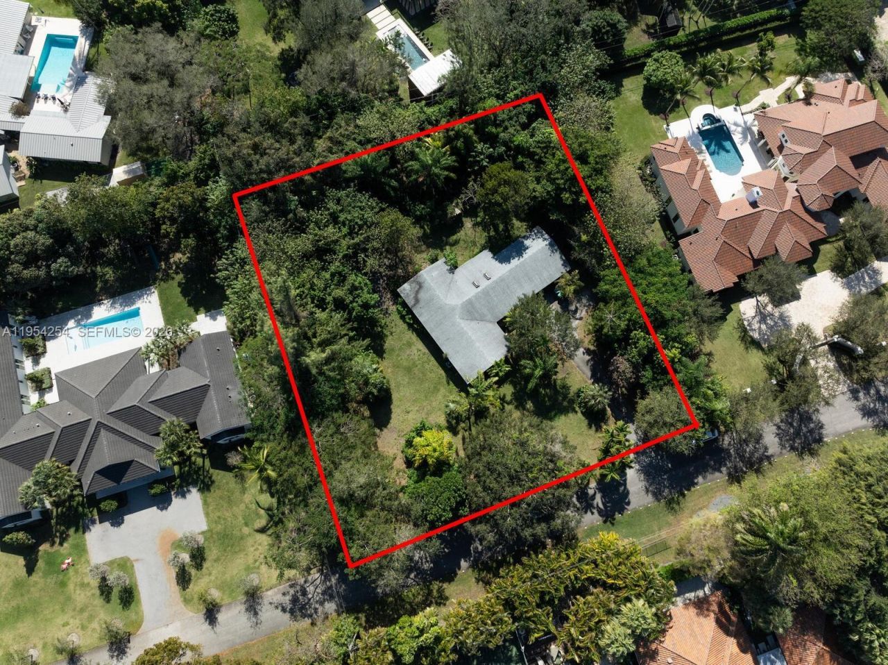 9300 SW 116th St, Miami, FL 33176 Photo