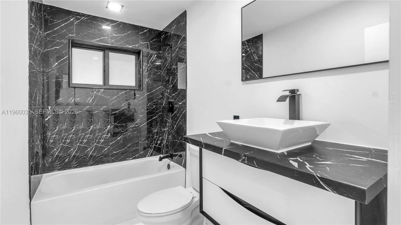 3810 NW 6th St, Lauderhill, FL 33311 Photo