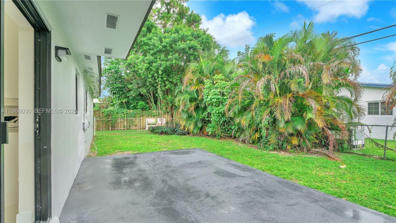 3810 NW 6th St, Lauderhill, FL 33311 Photo