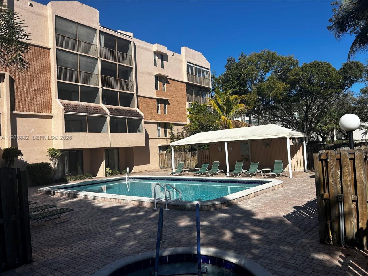 6800 Cypress Rd, Unit 207, Plantation, FL 33317 Photo