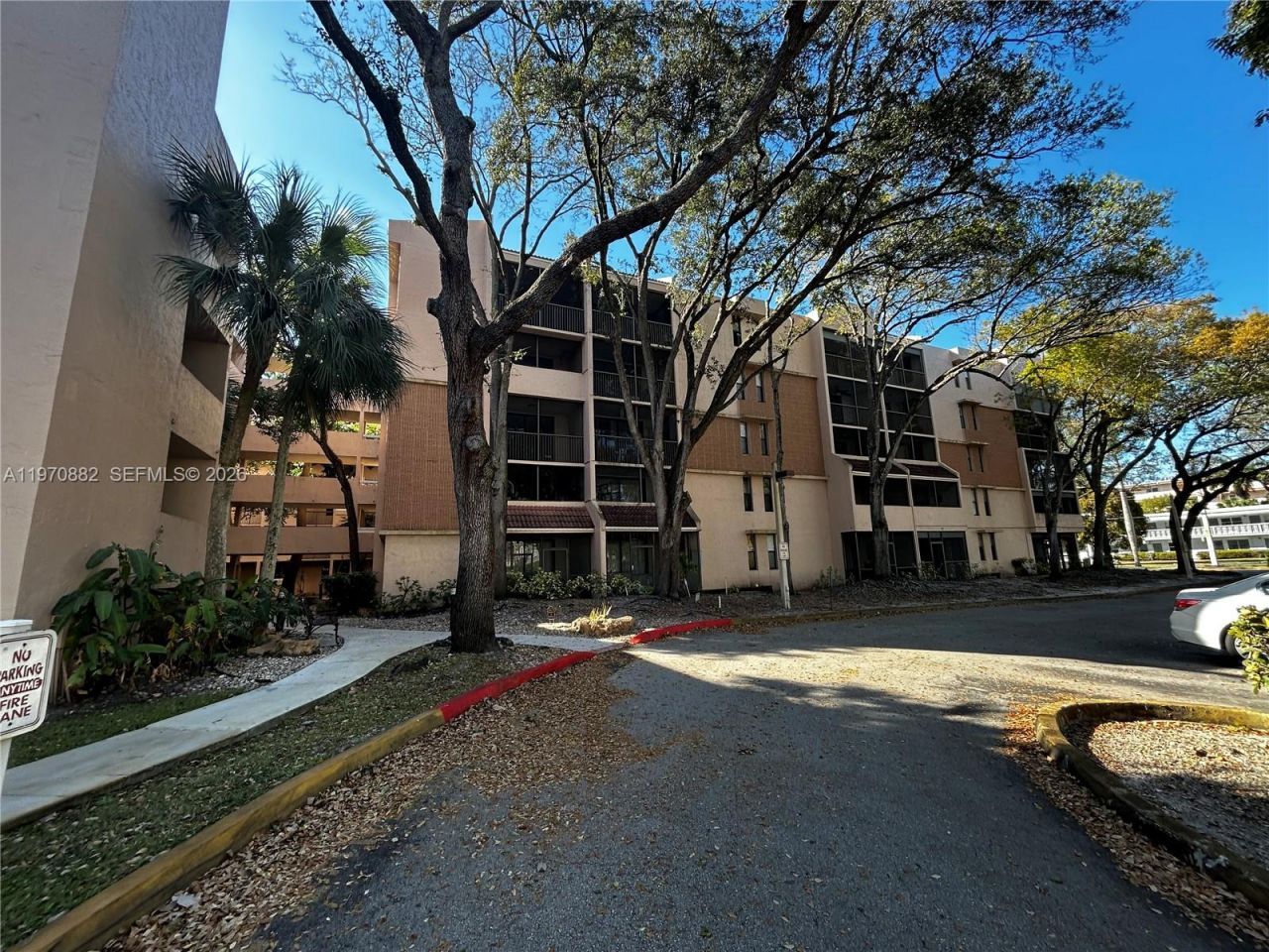 6800 Cypress Rd, Unit 207, Plantation, FL 33317 Photo