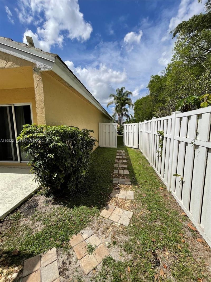 5544 NW 54th Cir, Coconut Creek, FL 33073 Photo