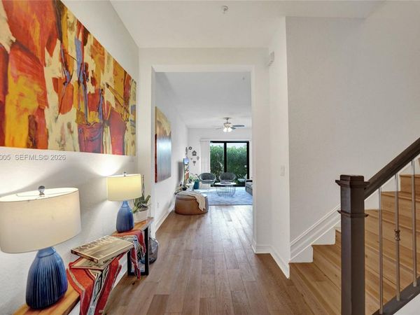 11607 SW 13th Dr, Pembroke Pines, FL 33025