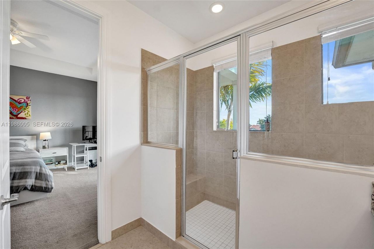 11607 SW 13th Dr, Pembroke Pines, FL 33025 Photo