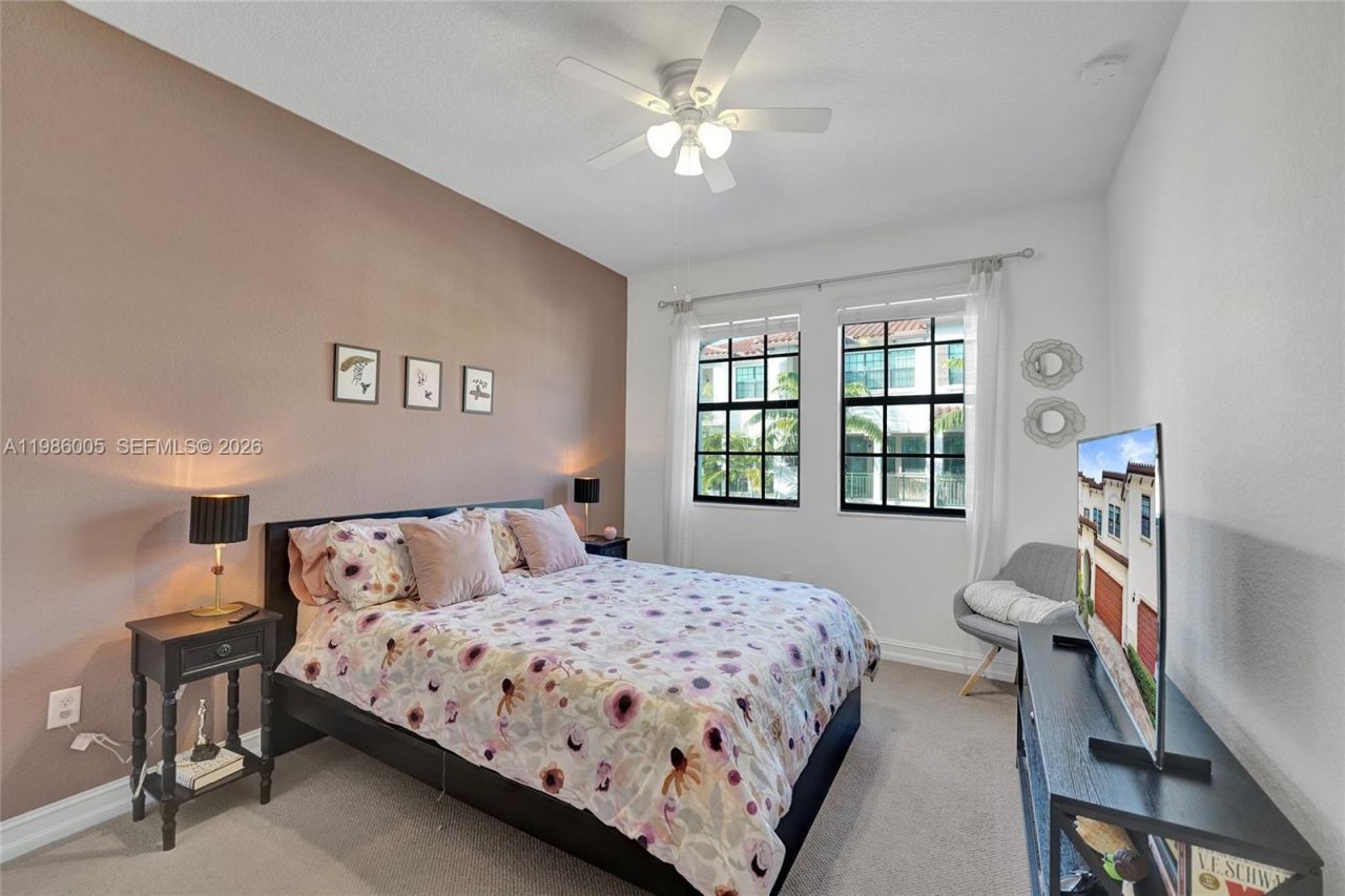 11607 SW 13th Dr, Pembroke Pines, FL 33025 Photo