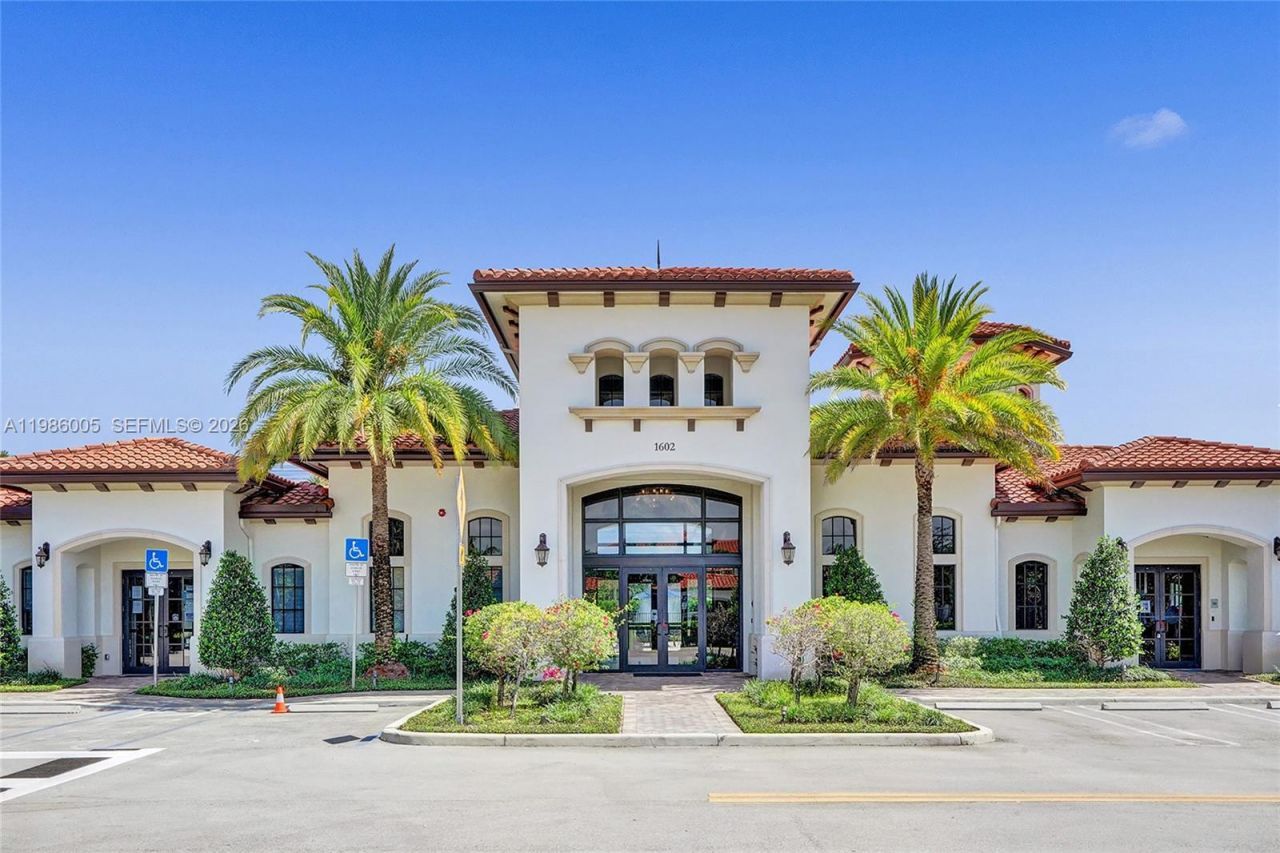 11607 SW 13th Dr, Pembroke Pines, FL 33025 Photo