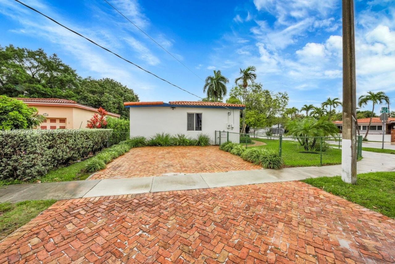 1701 SW 29th Ave, Miami, FL 33145 Photo