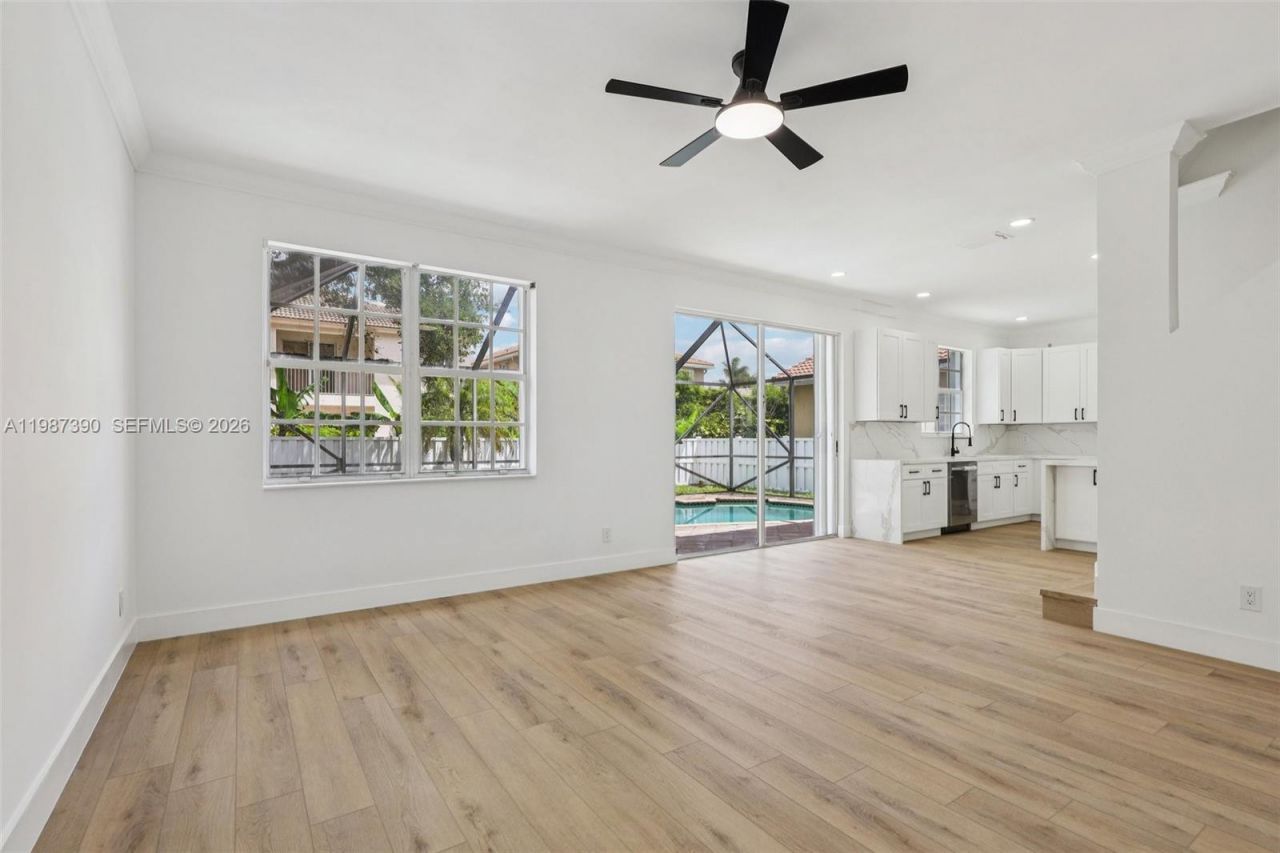 12425 NW 54th Ct, Coral Springs, FL 33076 Photo