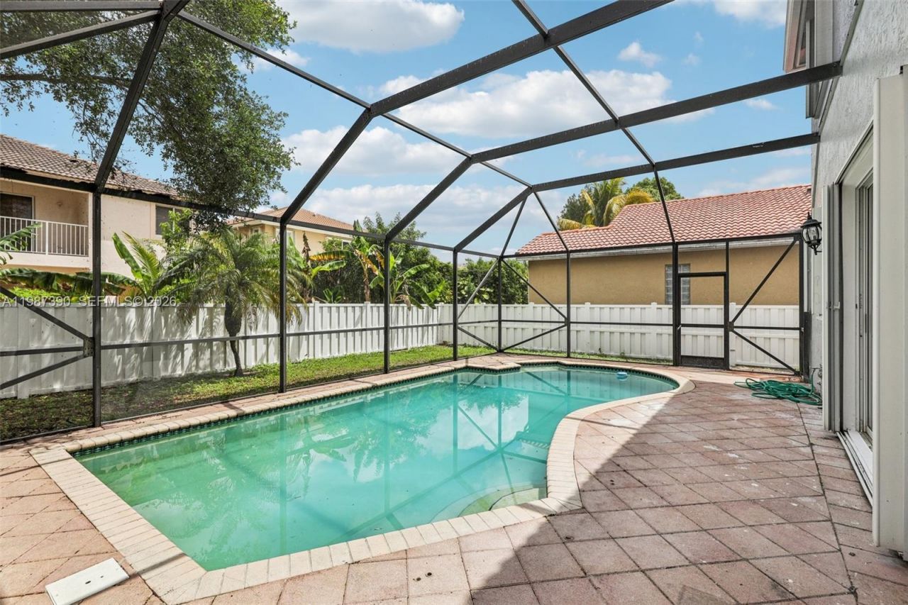 12425 NW 54th Ct, Coral Springs, FL 33076 Photo