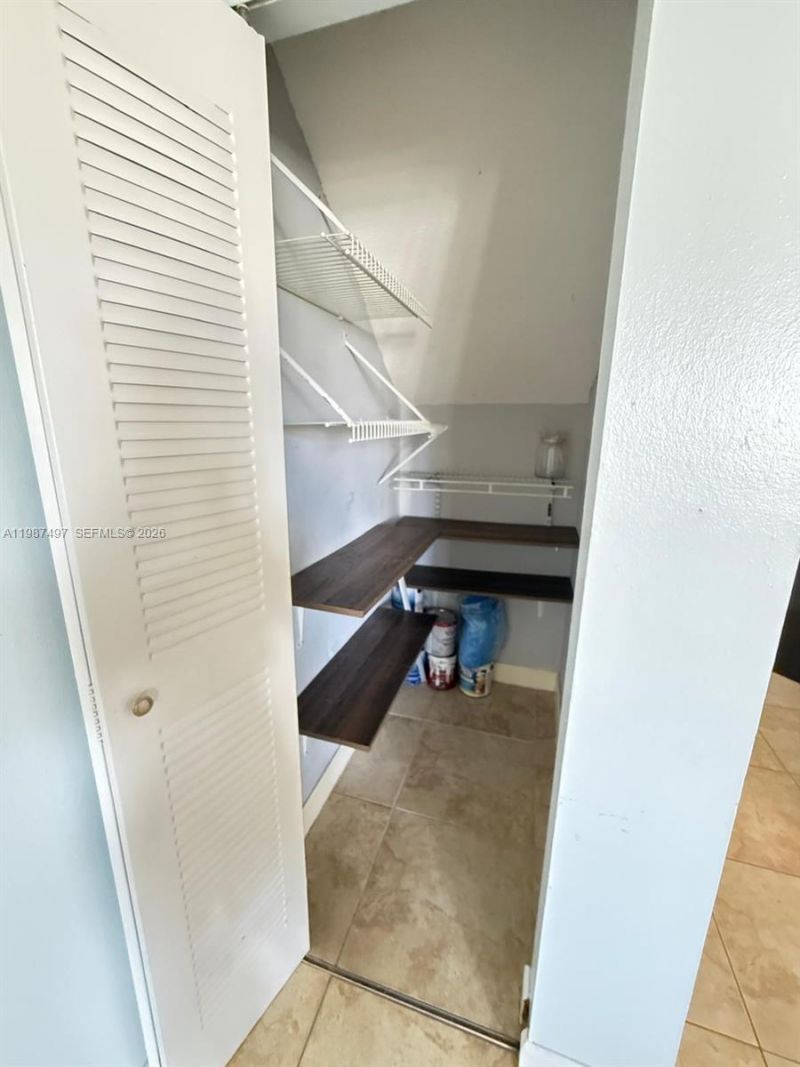 6045 NW 186th St, Unit 115, Hialeah, FL 33015 Photo