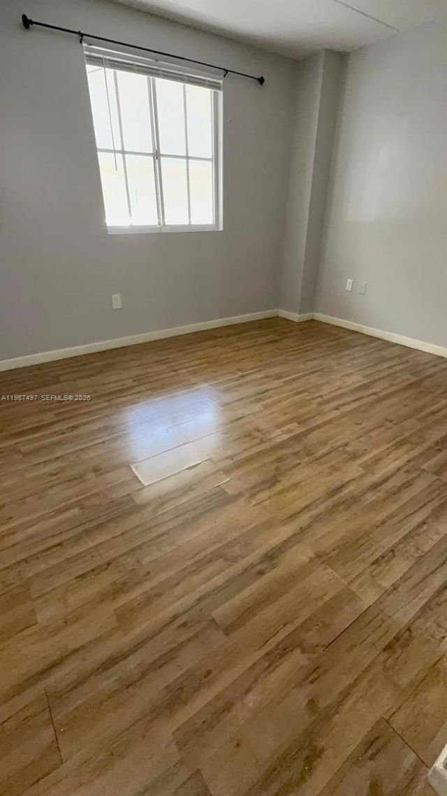 6045 NW 186th St, Unit 115, Hialeah, FL 33015 Photo