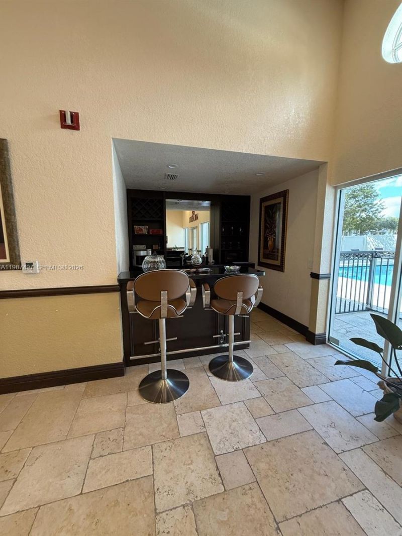 6045 NW 186th St, Unit 115, Hialeah, FL 33015 Photo