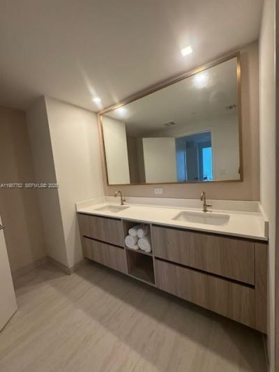 77 SE 5th St , Unit 3008, Miami, FL 33131 Photo
