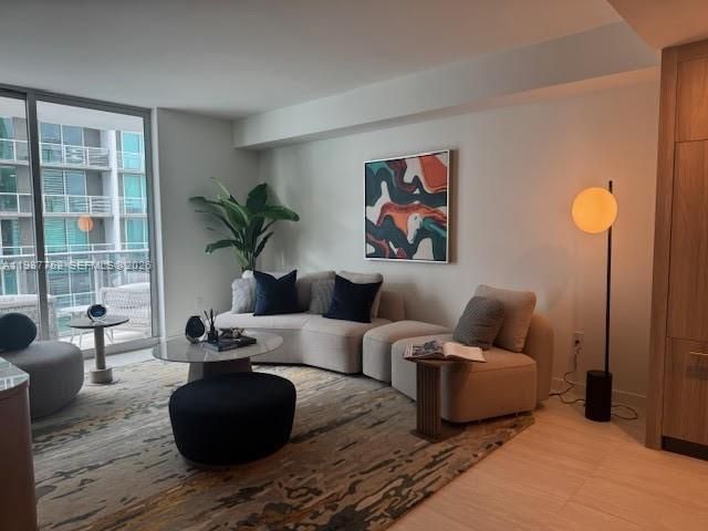 77 SE 5th St , Unit 3008, Miami, FL 33131 Photo