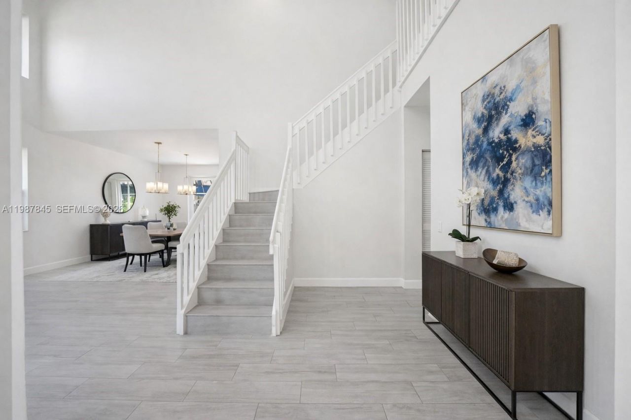 484 Cambridge Dr , Weston, FL 33326 Photo