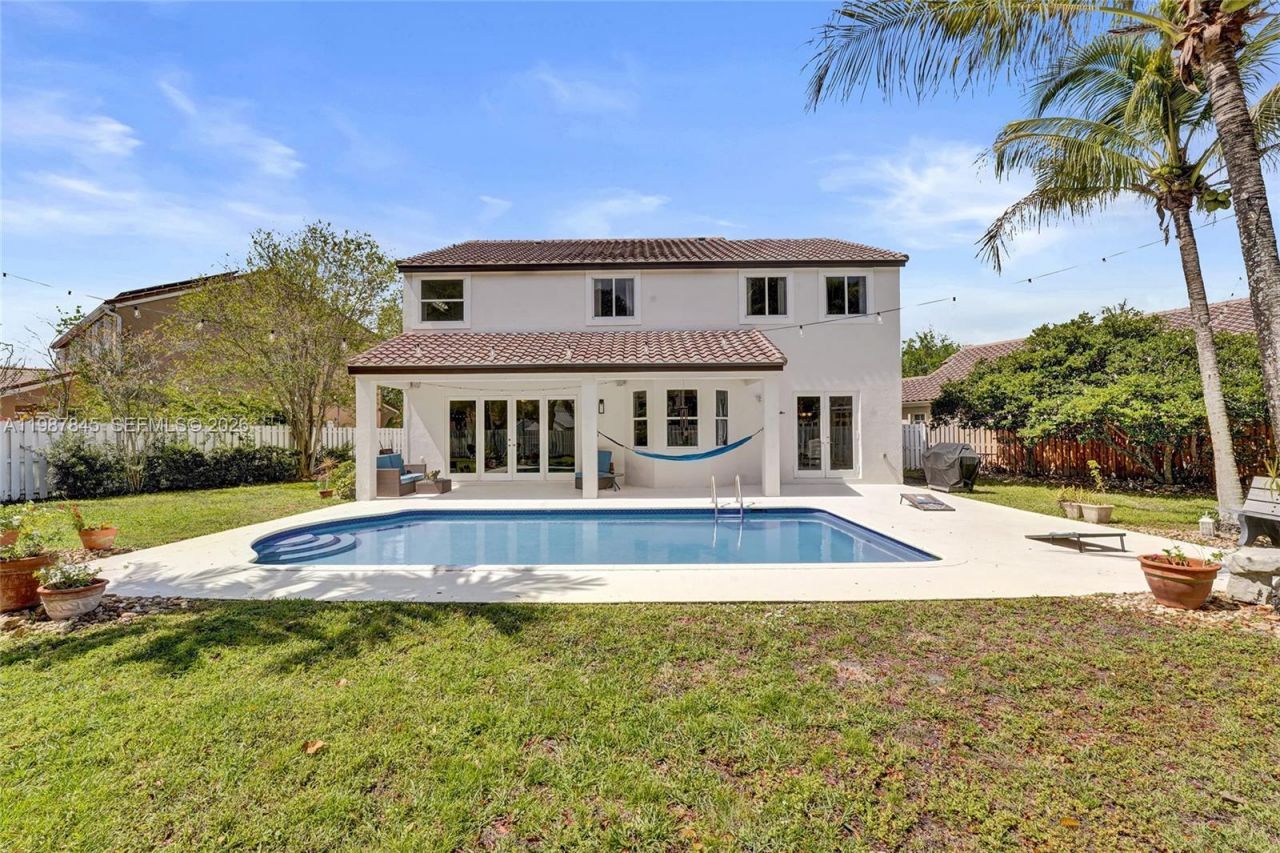 484 Cambridge Dr , Weston, FL 33326 Photo