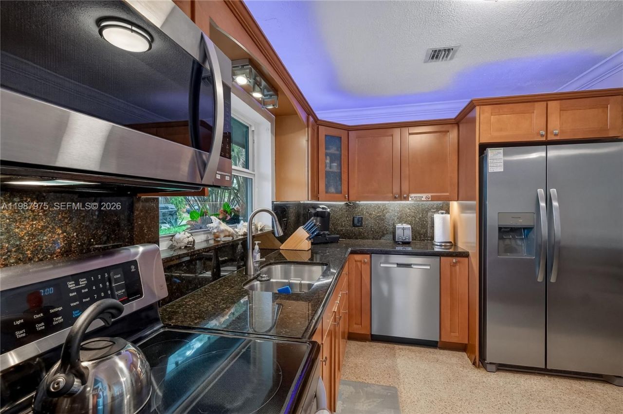 632 NW 28th Ct, Wilton Manors, FL 33311 Photo