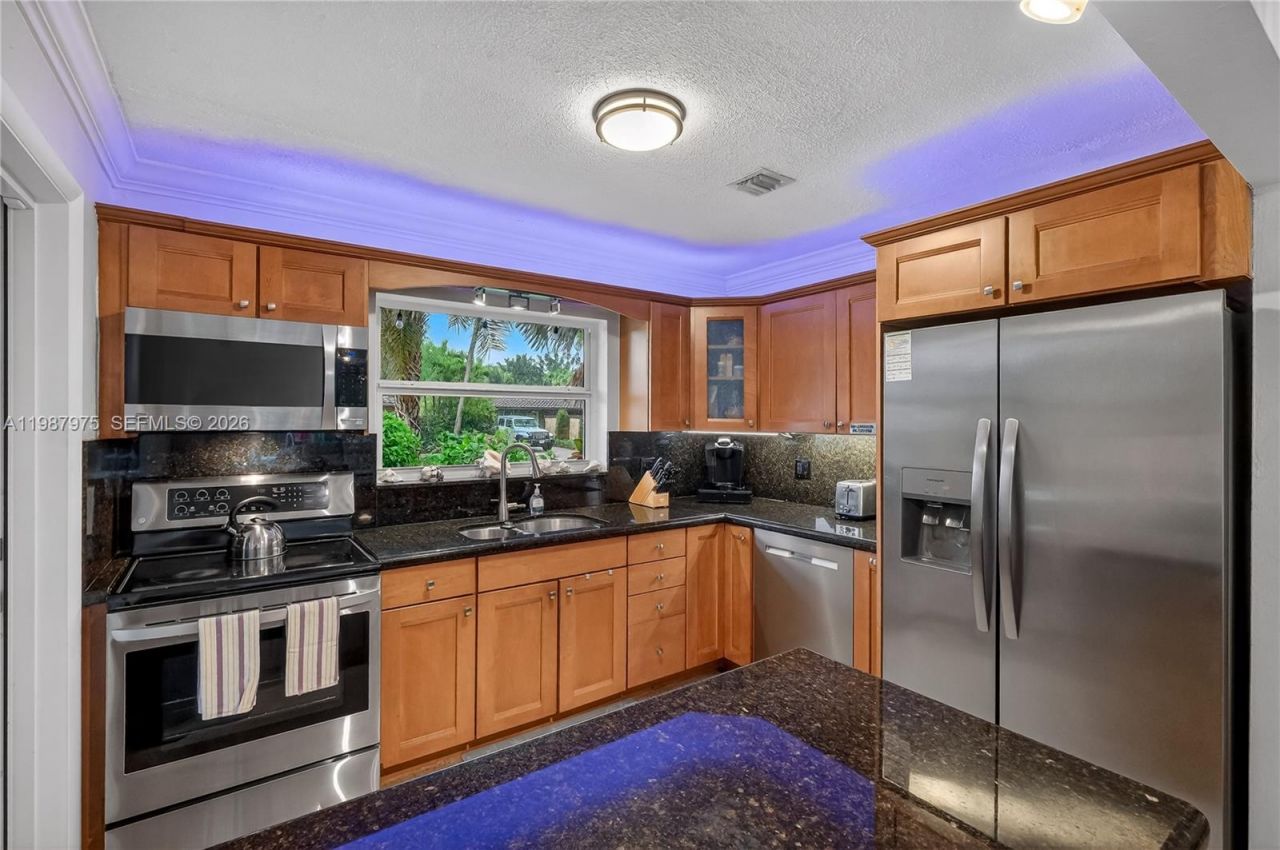 632 NW 28th Ct, Wilton Manors, FL 33311 Photo